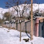 خانه‌های ویلایی خیابان نیاوران در زمستان سال ۱۳۳۹+عکس