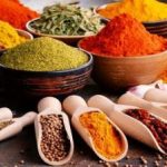 در روزهای گرم این مواد غذایی را نخورید؛ تعادل مزاج شما را به هم می ریزد