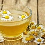 فواید باورنکردنی نوشیدن چای بابونه سرد در تابستان