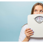 بررسی علل، پیامدها و راهکارهای مدیریت یائسگی در زنان و اضافه وزن