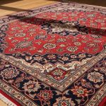 چطور یک فرش دستباف اصیل بخریم؟ راهنمای کامل از فروشگاه آریاس