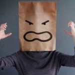 ۱۰ علامت هشداردهنده که زنگ شروع پارکینسون در بدن است