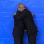 لحظه بغل‌کردن پزشکیان و الهام علیف / فیلم