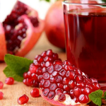 آب انار و نقش آن در بهبود خونرسانی به پوست سر