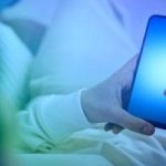 نور آبی موبایل؛ دشمن پنهان خواب عمیق و آرام شبانه