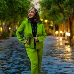 استایل جوانانه مرجانه گلچین در سن ۵۴ سالگی