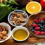 هورمون استرس و تغذیه؛ نقش رژیم غذایی در کنترل کورتیزول