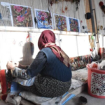 دستانی که امید می‌بافند