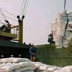 انباشته شدن ۱۰۰ هزار تن برنج در بنادر