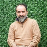 آخرین وضعیت رضا امیرخانی پس از سقوط پاراگلایدر اعلام شد